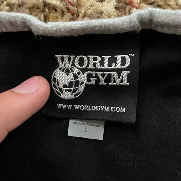 World Gym tank - Picture 2 of 3